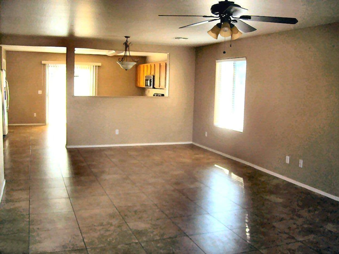 SAN TAN VALLEY House: 2333 E MEADOW LARK WY