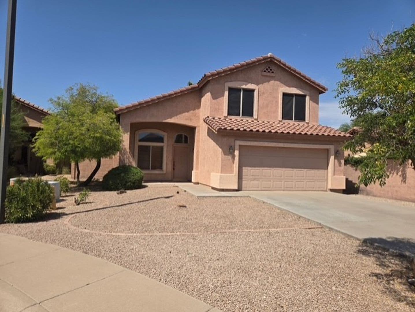 GILBERT House: 1358 N THUNDERBIRD CT