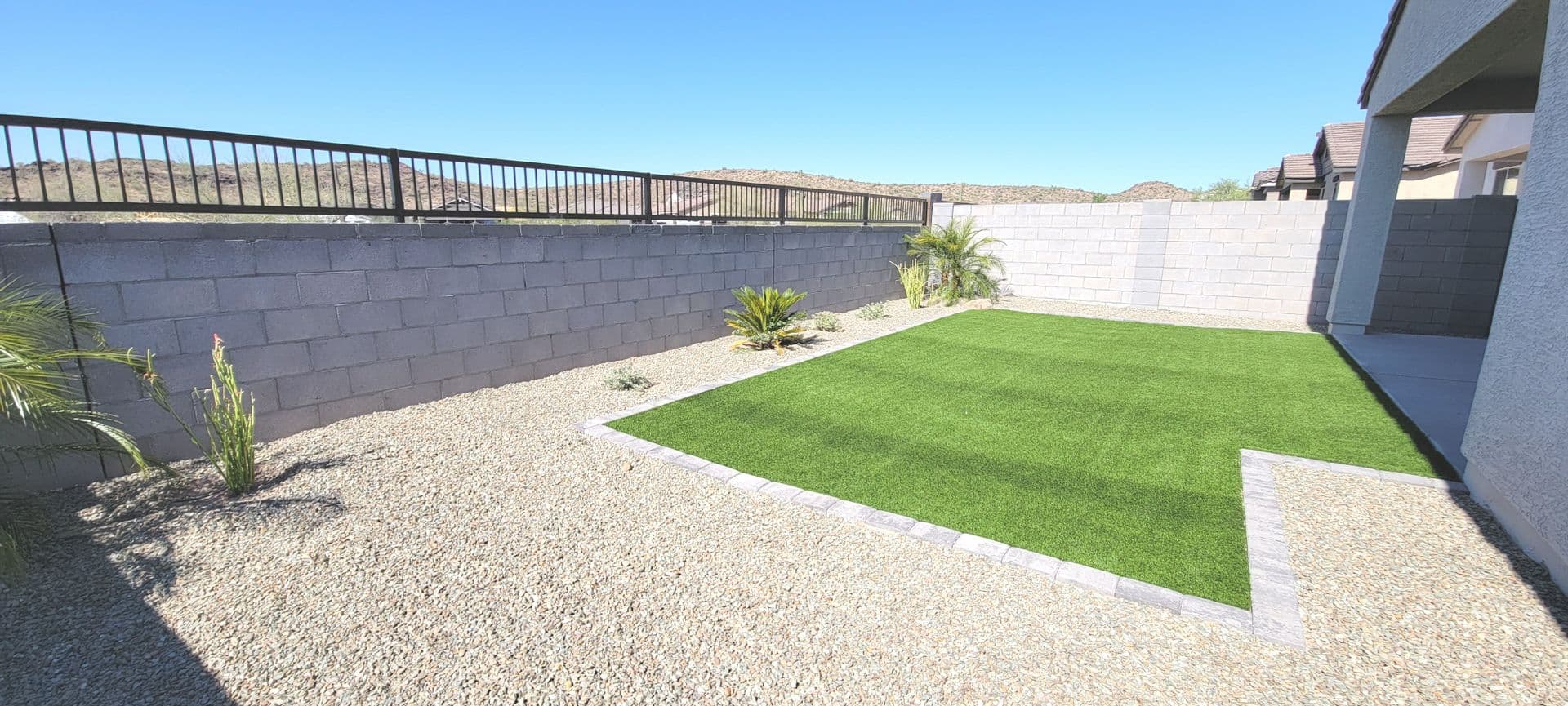 PEORIA House: 13573 W SHIFTING SANDS DR