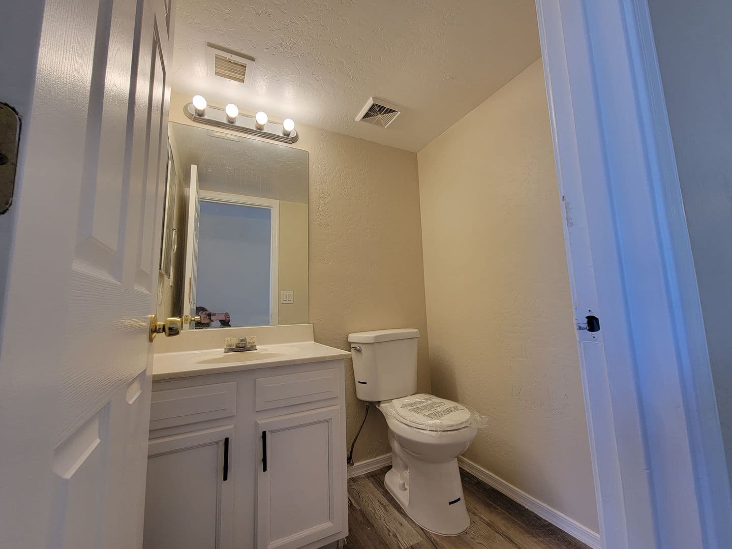 ARIZONA CITY House: 15147 S YAVA RD UNIT D