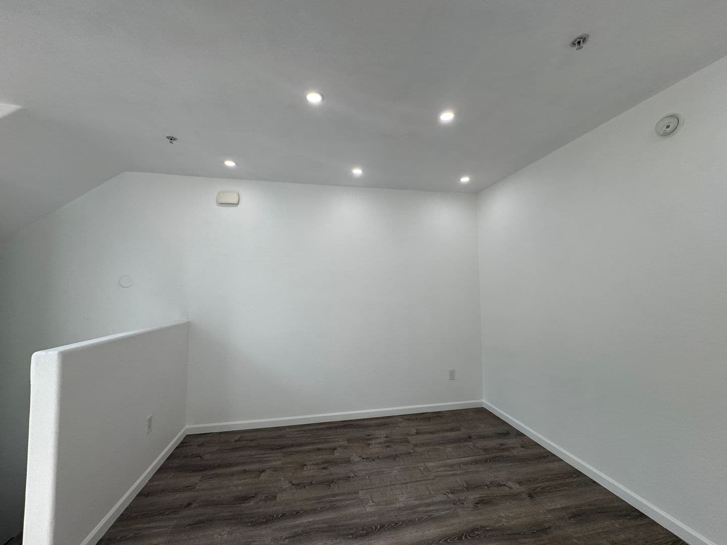 PHOENIX House: 2150 W ALAMEDA RD #1376