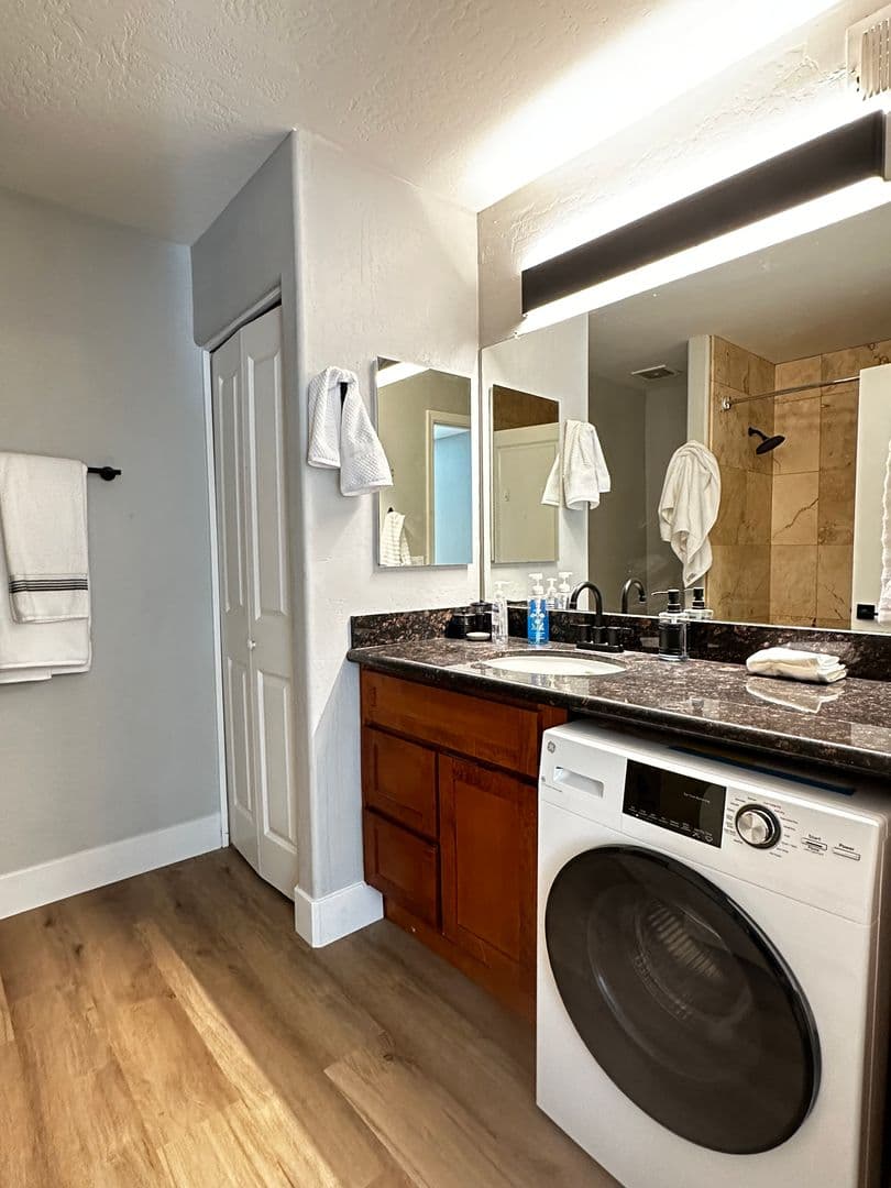 PHOENIX House: 3619 E MONTEROSA ST #209