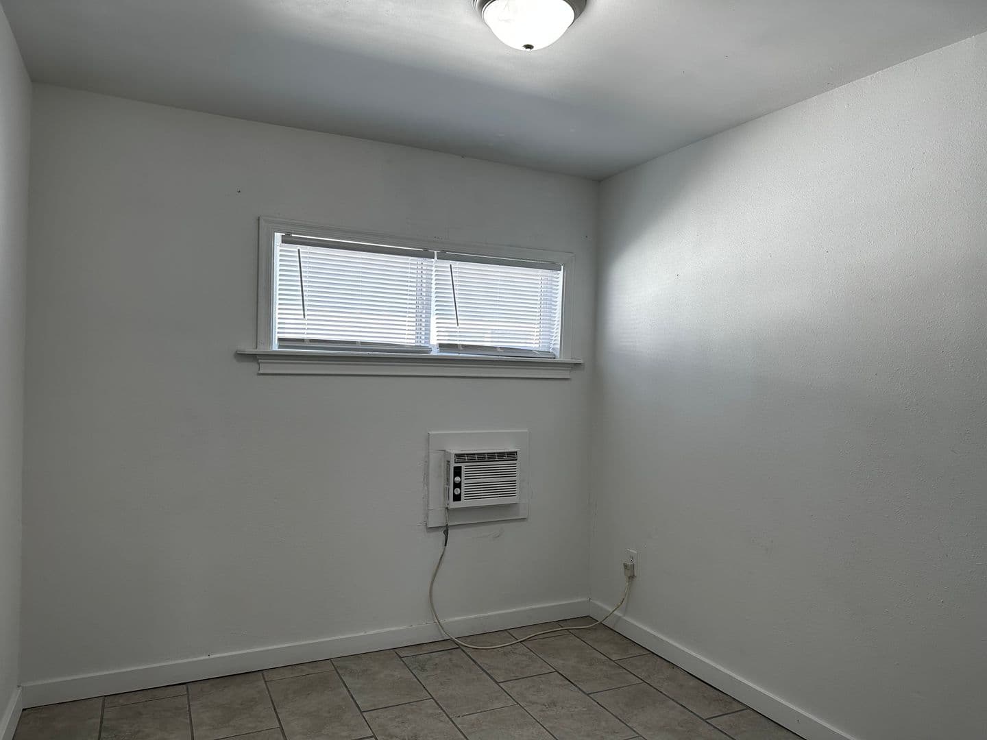 EL MIRAGE Apartment: 13913 N PALM ST #14