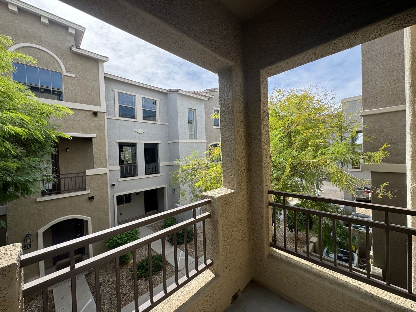 PHOENIX House: 2150 W ALAMEDA RD #1376