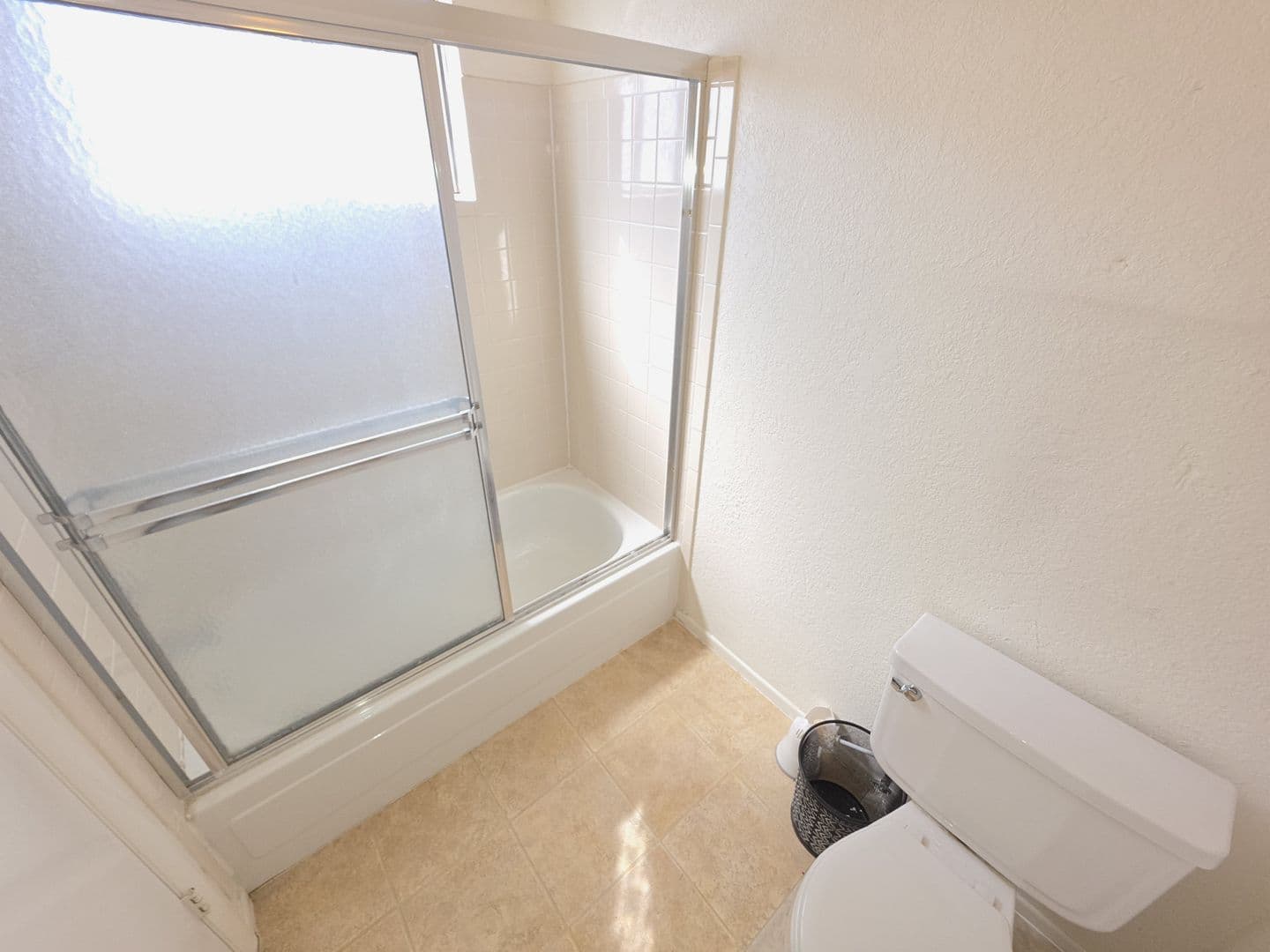 PHOENIX House: 513 E TARO LN