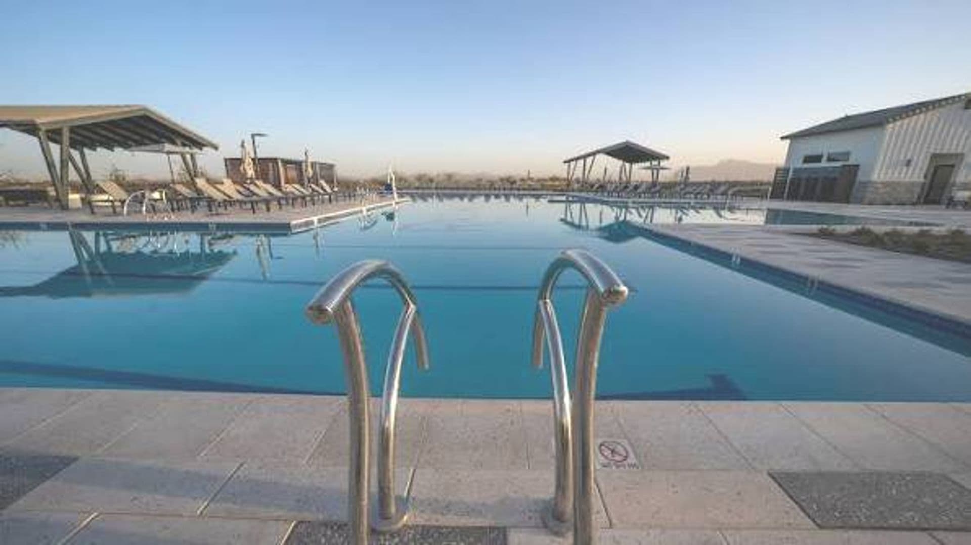 APACHE JUNCTION House: 2677 W SIMONE AVE