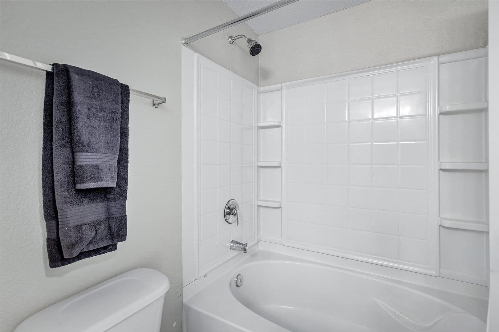 PHOENIX House: 18250 N CAVE CREEK RD #180