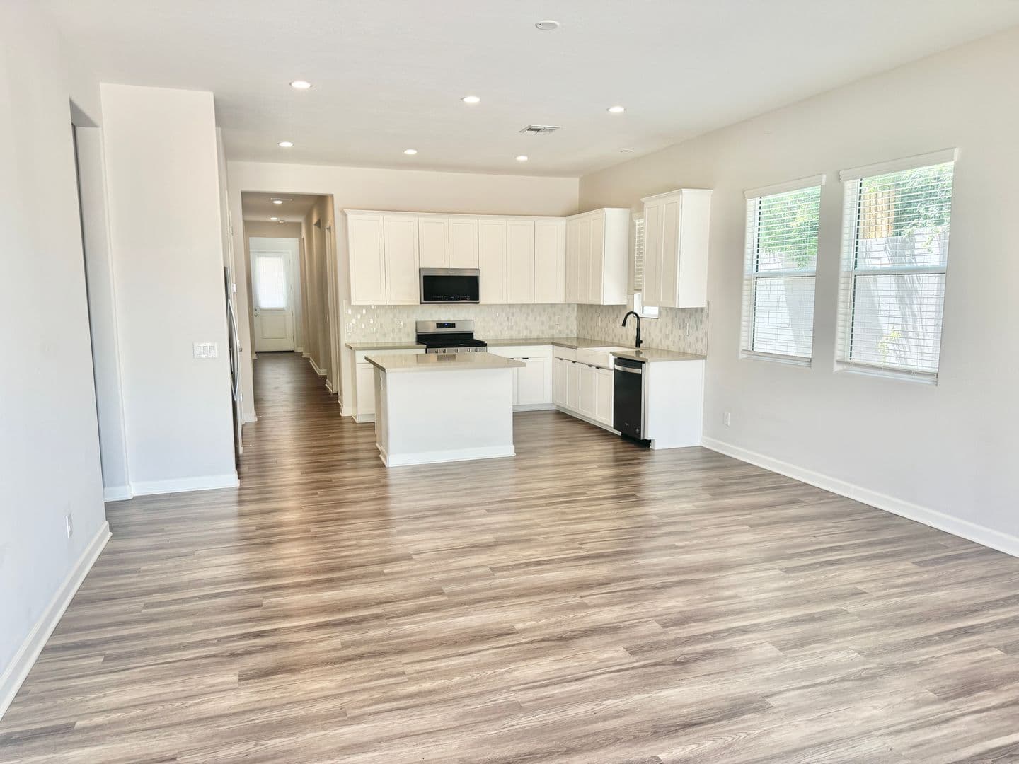 GOODYEAR House: 15565 S 181ST LN