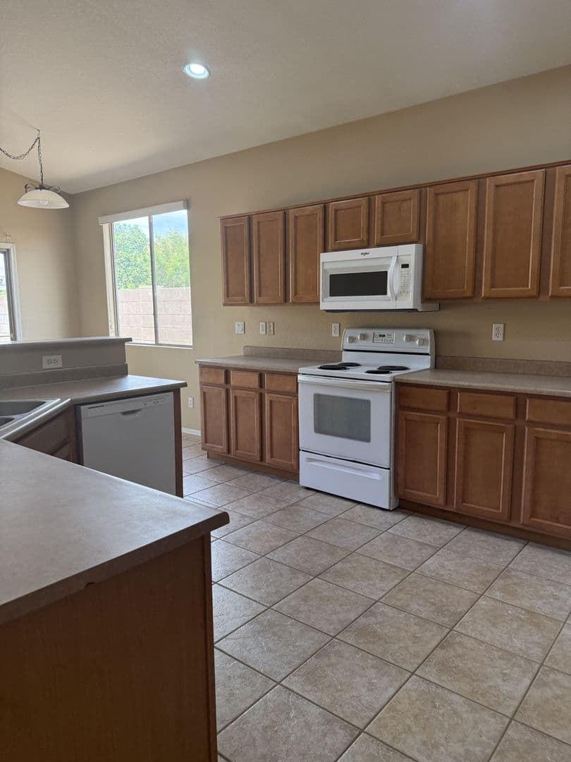 MESA House: 10316 E JAN AVE