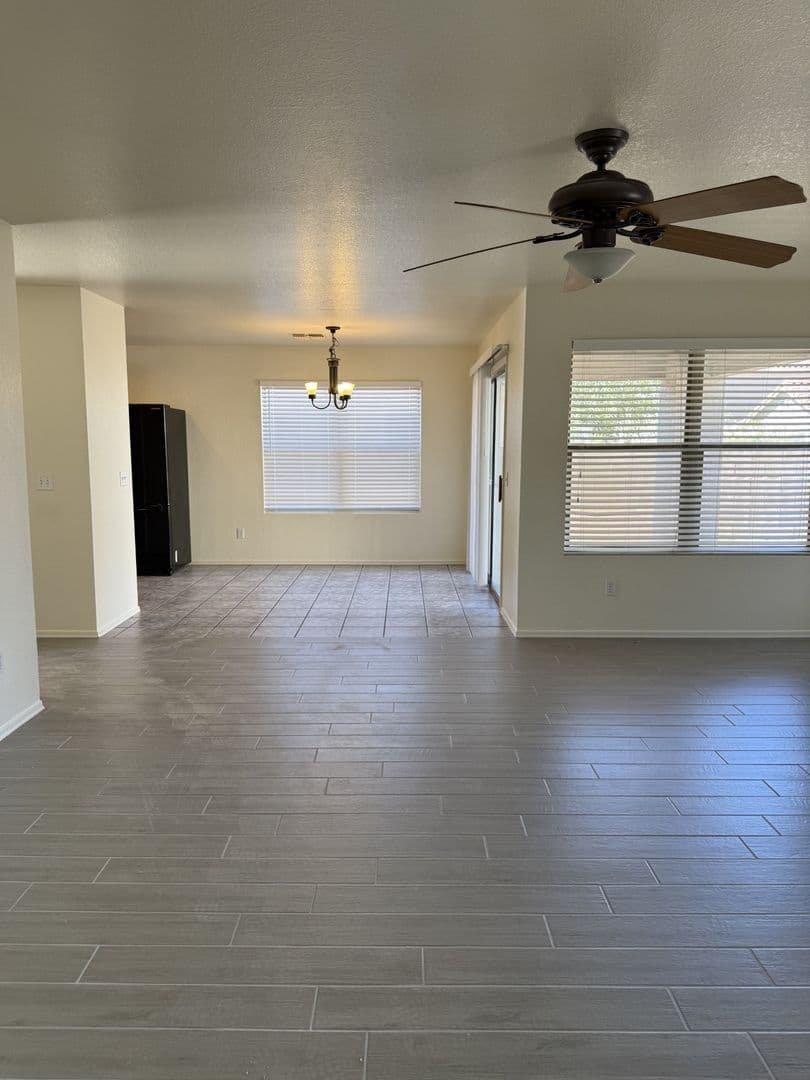 CHANDLER House: 2448 E HAZELTINE WAY