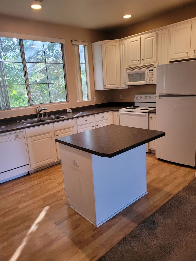 PHOENIX House: 4465 E PARADISE VILLAGE PKWY SOUTH #1170