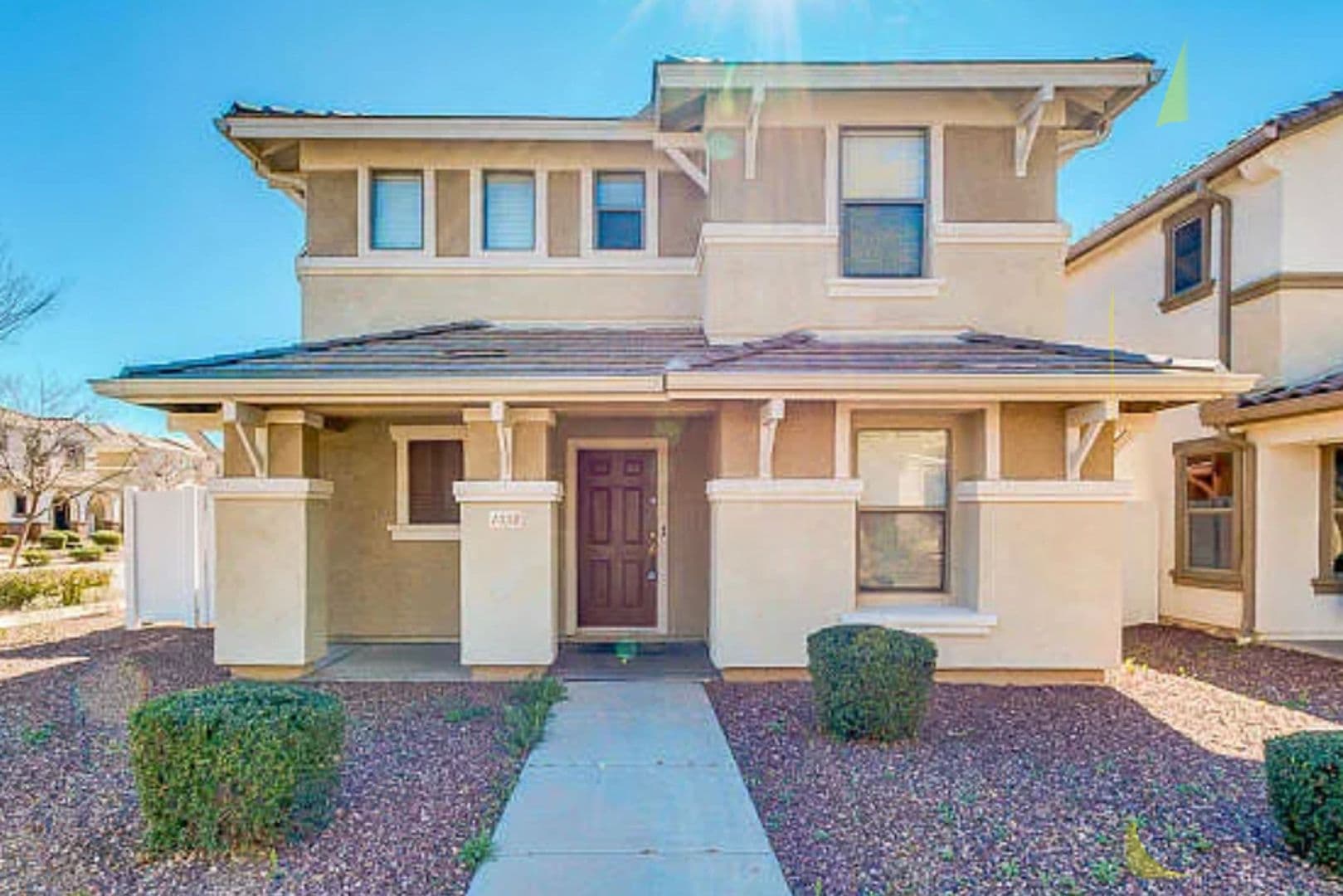 GILBERT House: 1332 S LOBACK LN