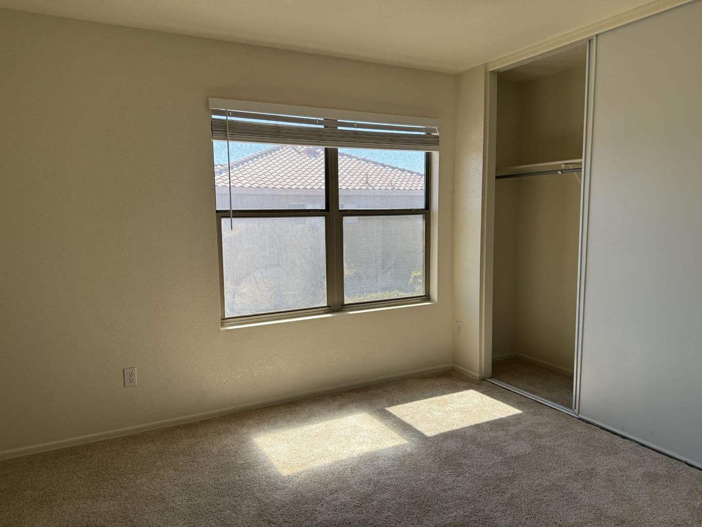 CHANDLER House: 2448 E HAZELTINE WAY