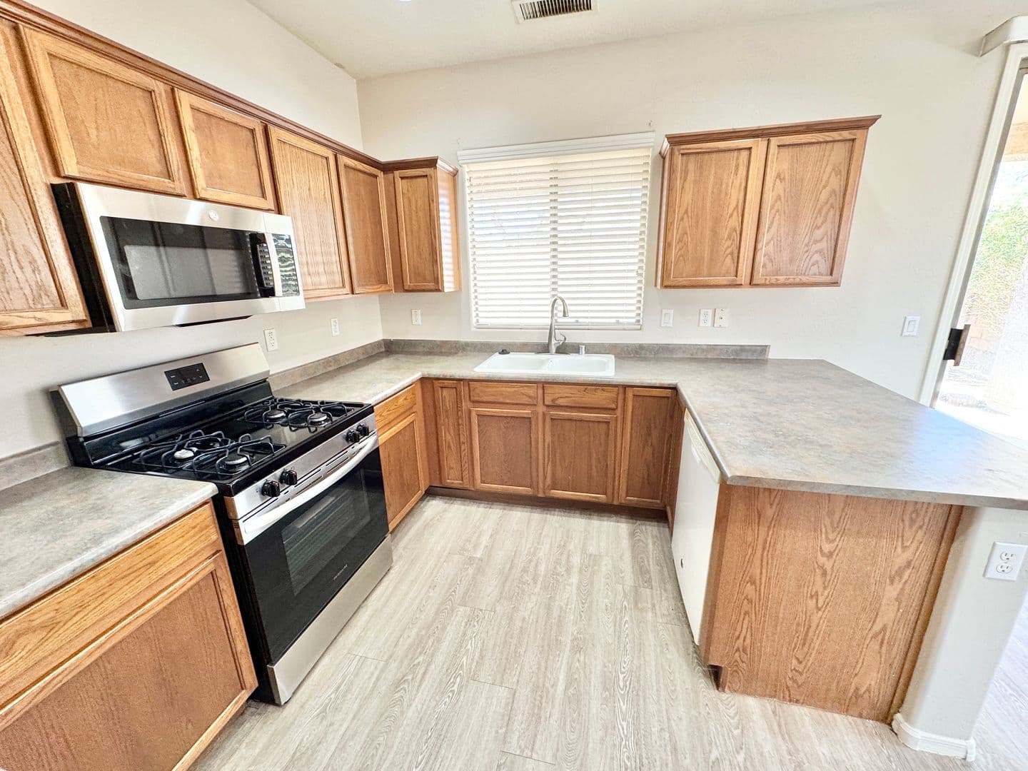 SURPRISE House: 17014 W BRIDLINGTON LN