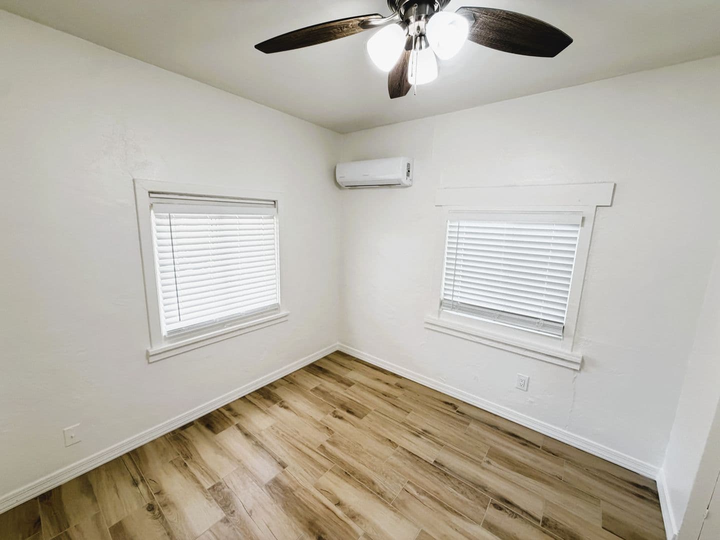 PHOENIX House: 906 E FAIRMOUNT AVE