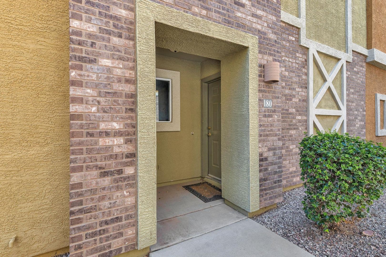 PHOENIX House: 18250 N CAVE CREEK RD #180