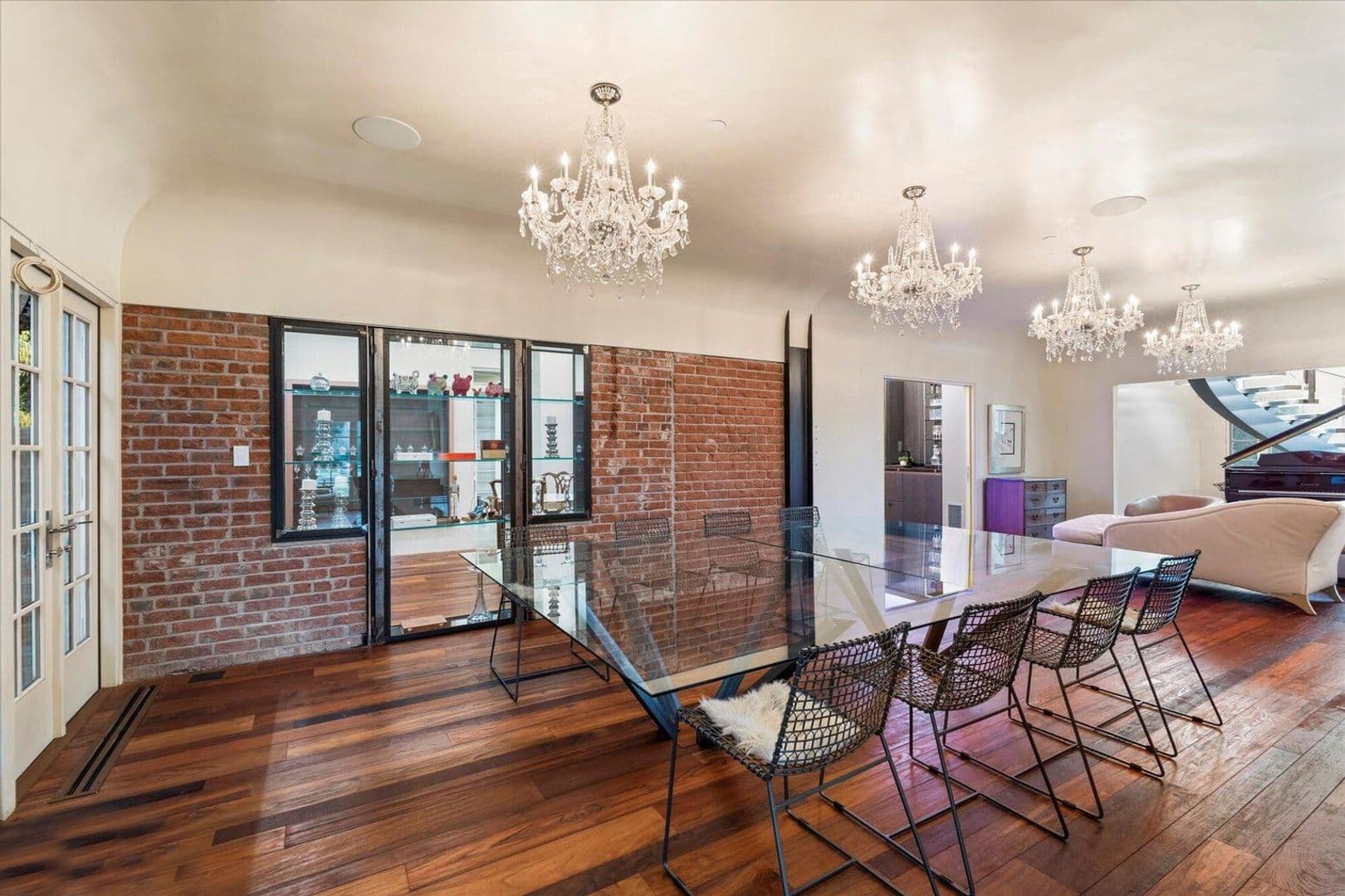 PHOENIX House: 341 E MONTE VISTA RD