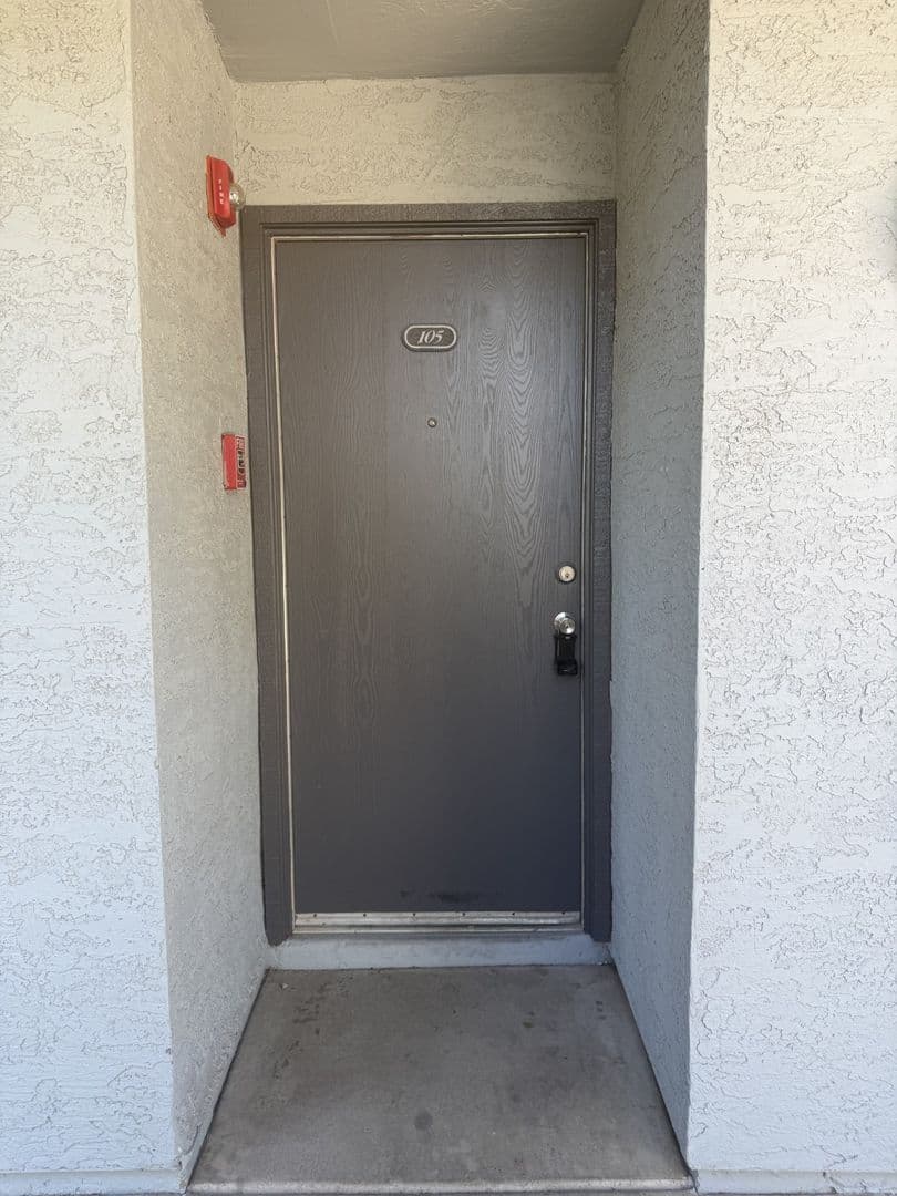 TEMPE Condo: 1215 E LEMON ST #105
