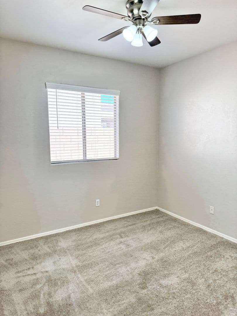 SURPRISE House: 17014 W BRIDLINGTON LN