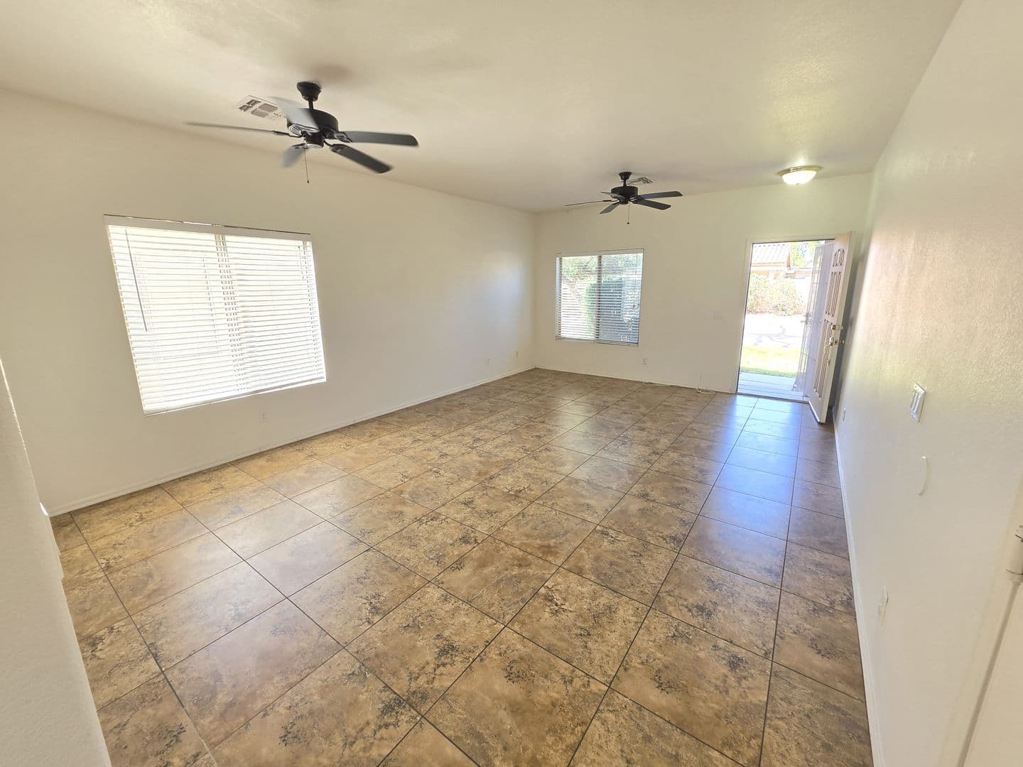 SAN TAN VALLEY House: 30469 N PLANTATION DR