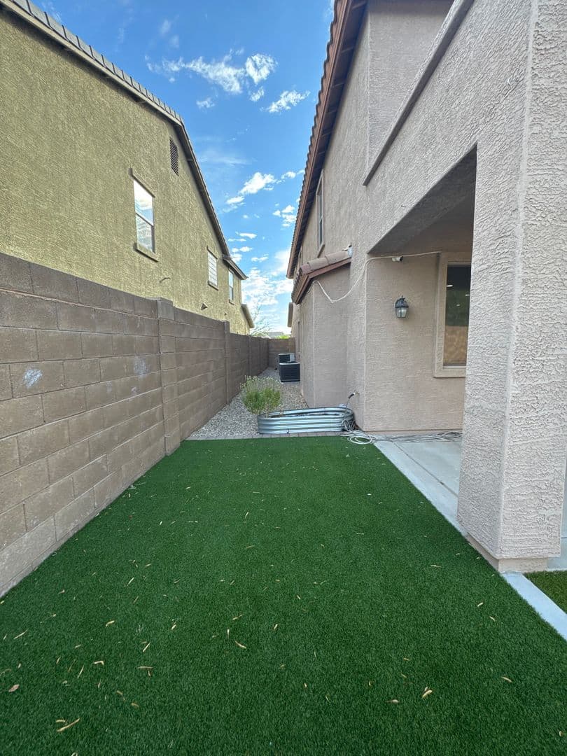 PEORIA House: 29855 N 71ST DR