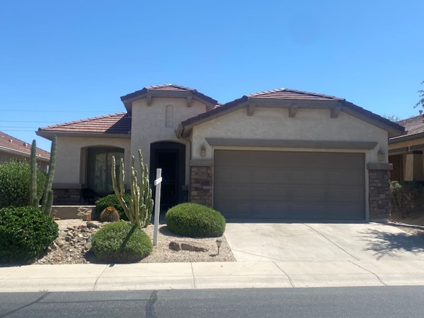 SAN TAN  VALLEY House: 504 W TWIN PEAKS