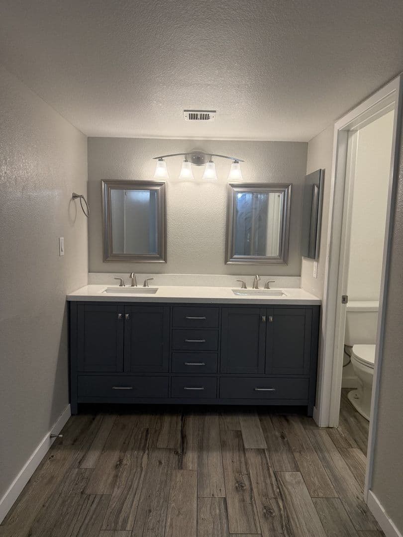 TEMPE Condo: 1215 E LEMON ST #105