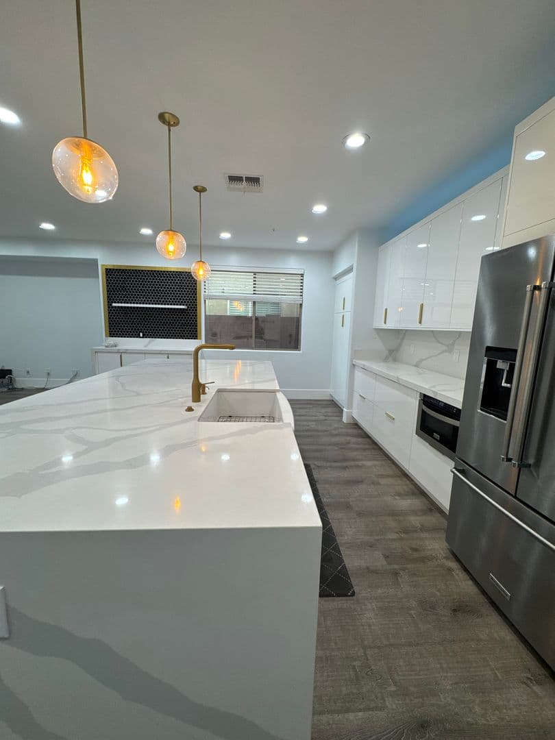 PEORIA House: 29855 N 71ST DR