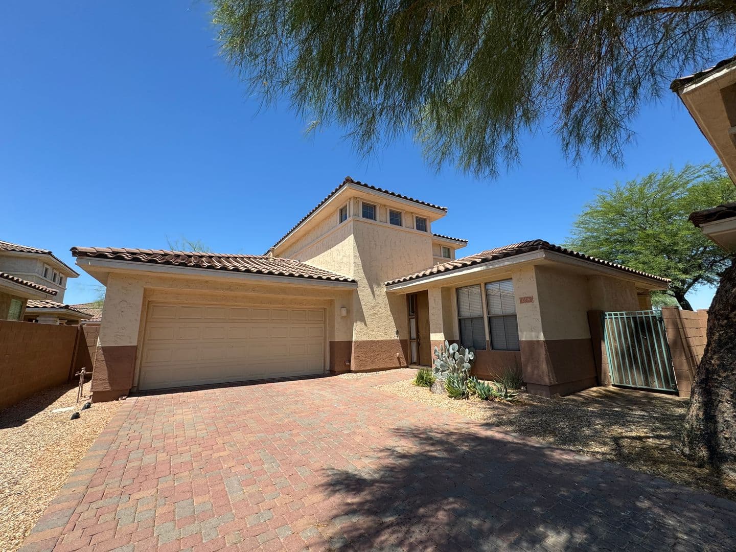 GOODYEAR House: 13518 W CYPRESS ST