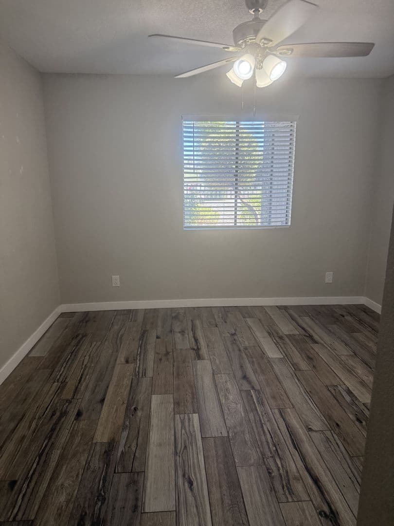 TEMPE Condo: 1215 E LEMON ST #105