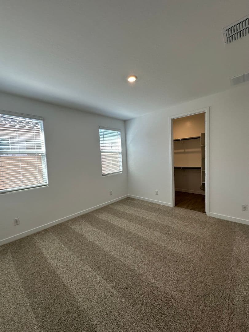 PHOENIX House: 3228 W MORNING VISTA LN