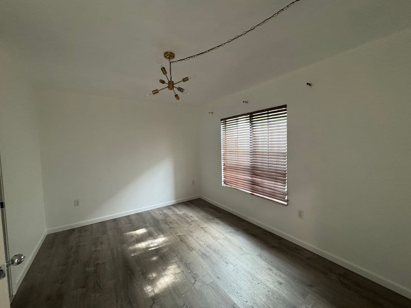 PHOENIX House: 2150 W ALAMEDA RD #1376