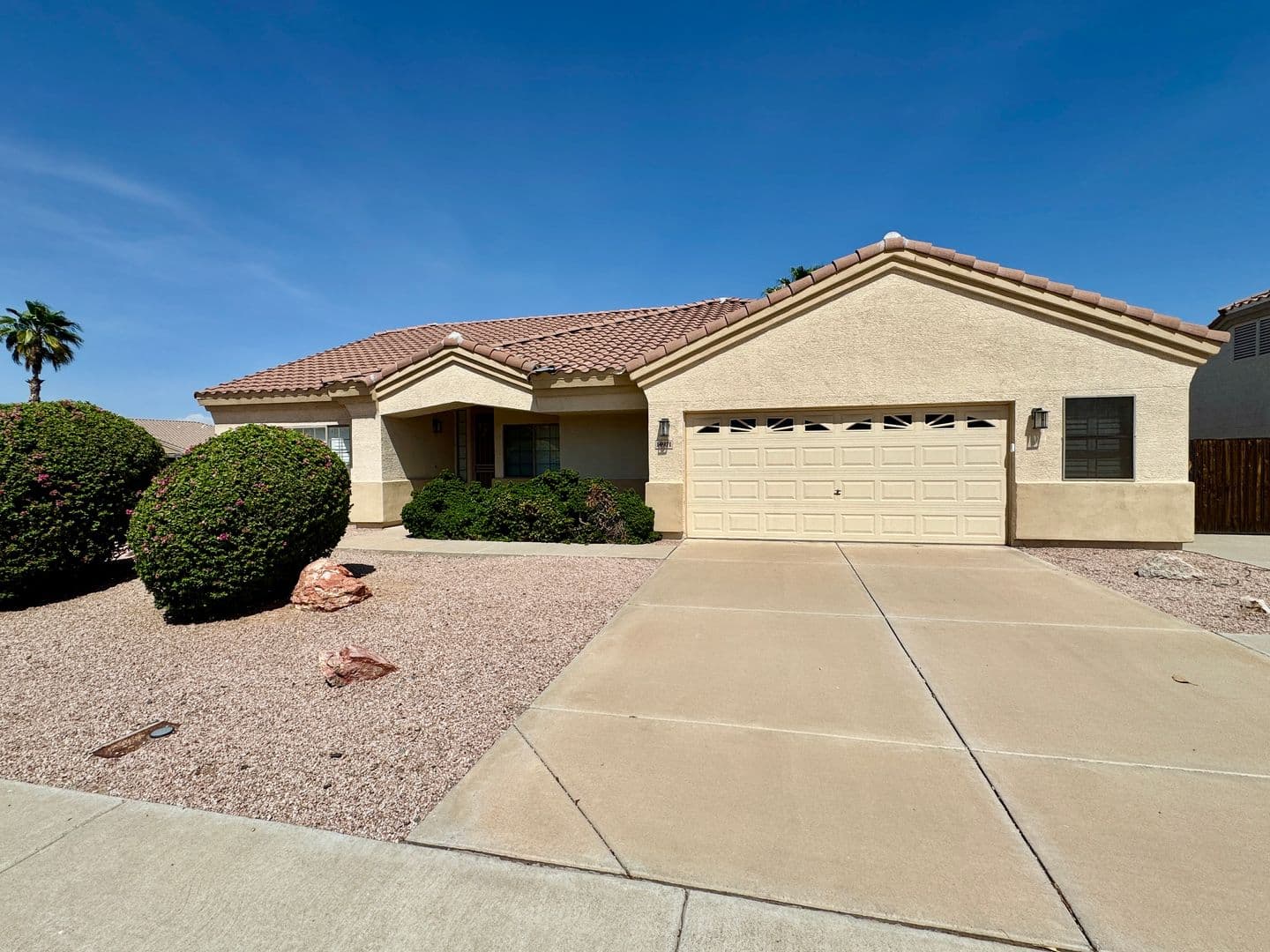 PEORIA House: 14971 N 88TH LN