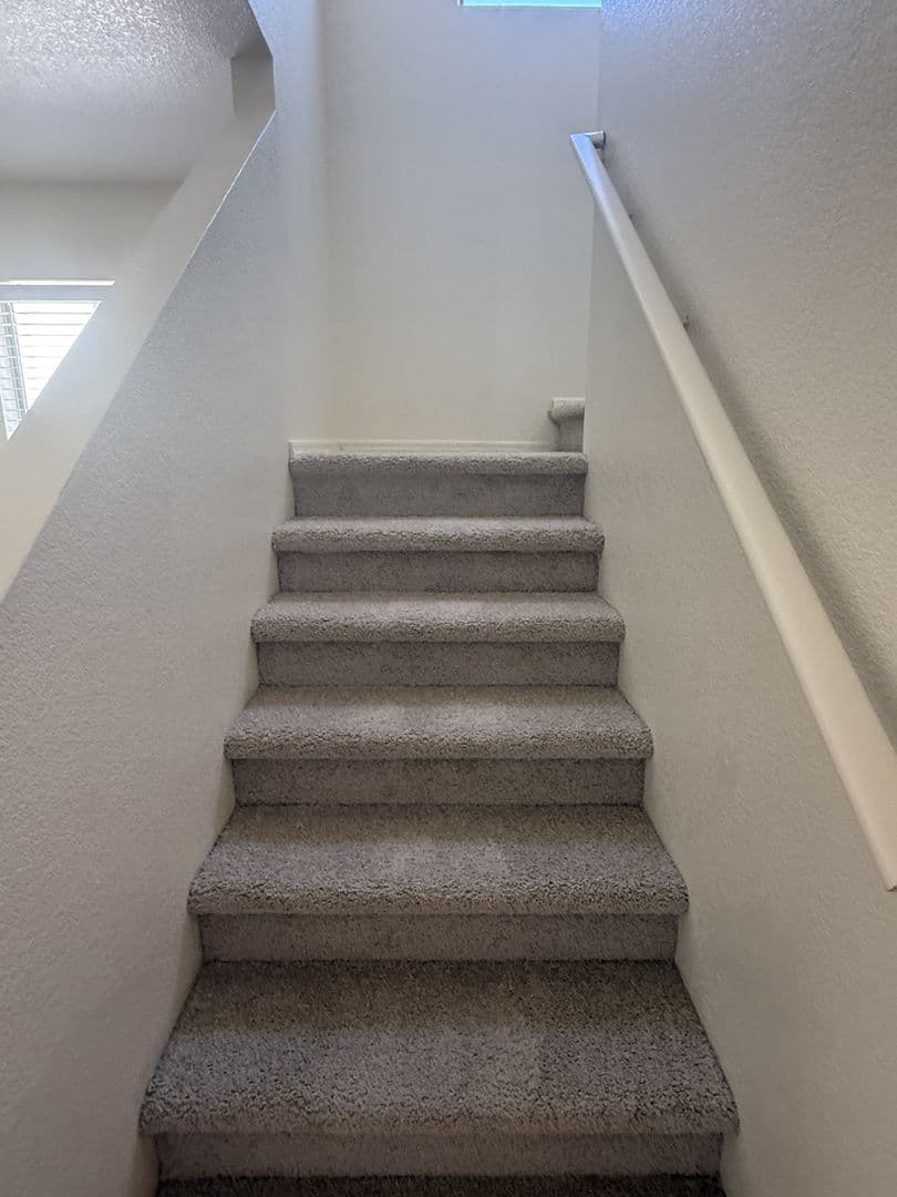 CHANDLER House: 2448 E HAZELTINE WAY
