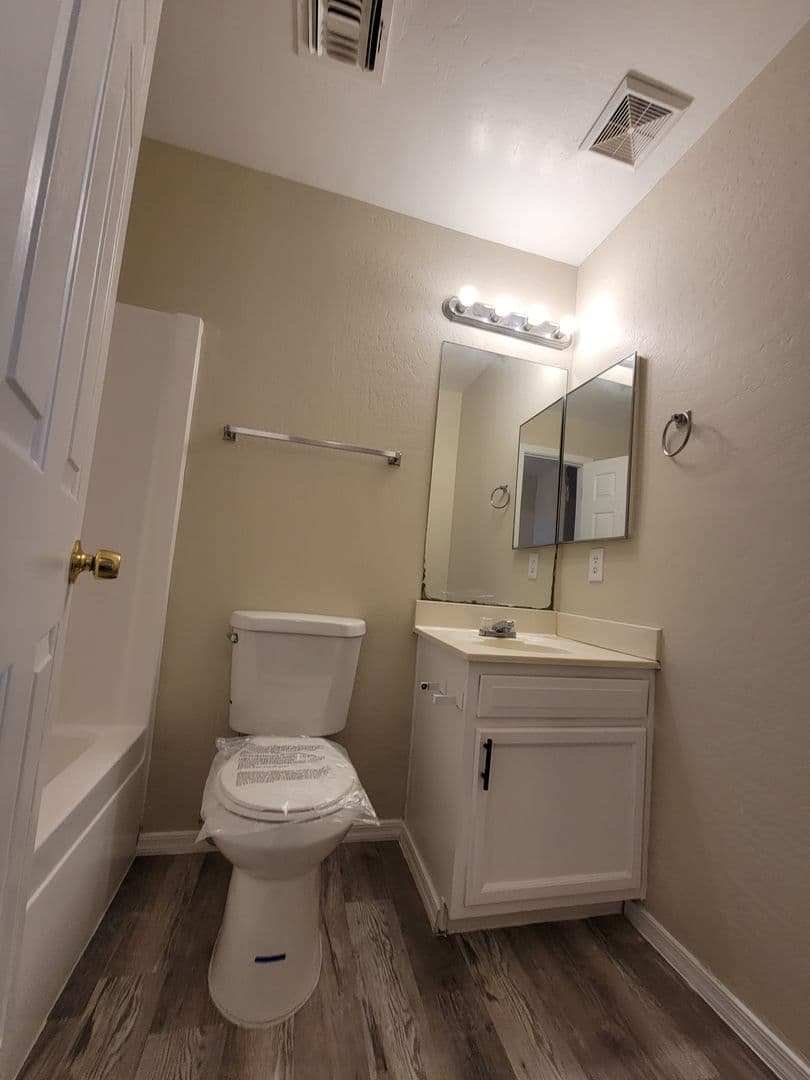 ARIZONA CITY House: 15147 S YAVA RD UNIT D