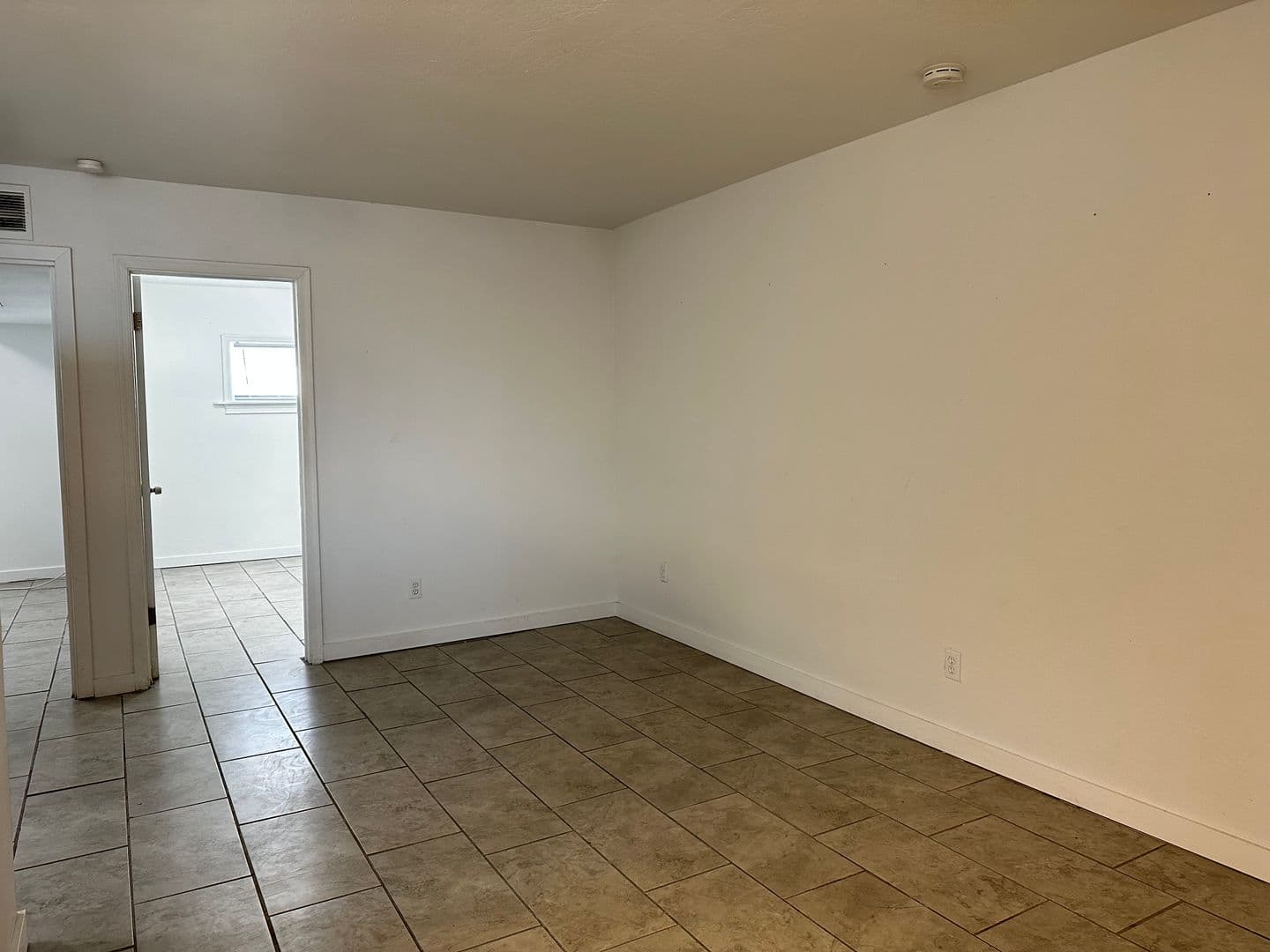 EL MIRAGE Apartment: 13913 N PALM ST #14