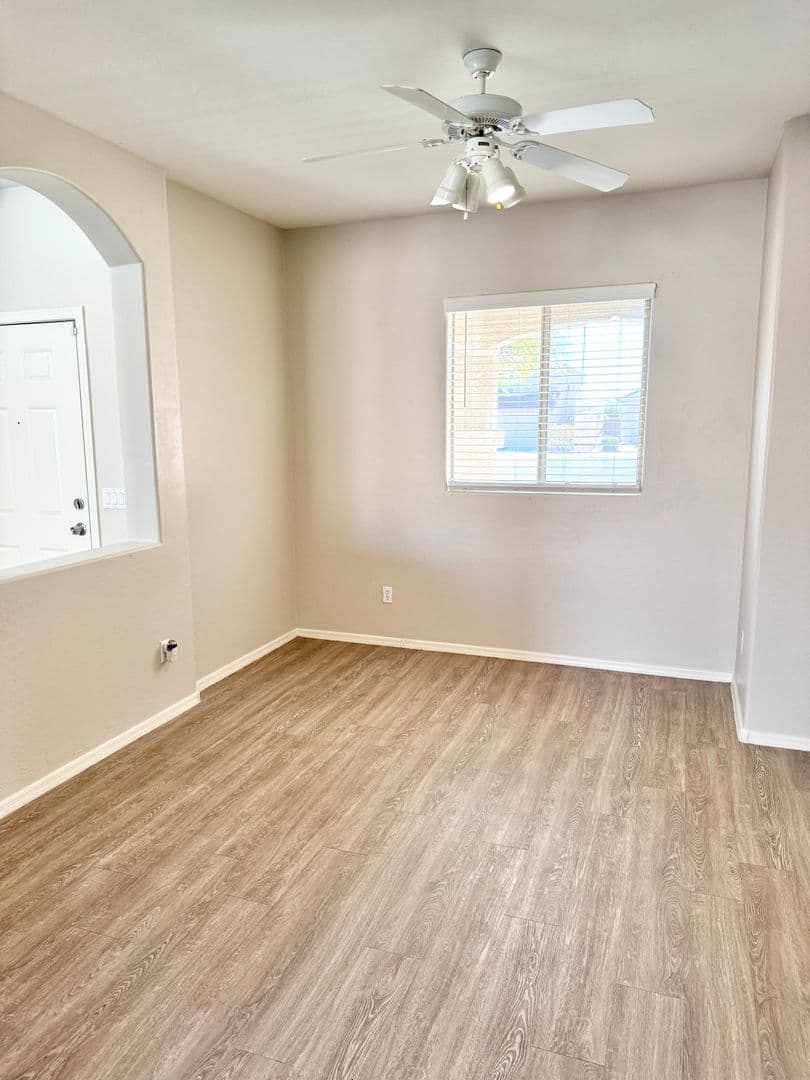 SURPRISE House: 17014 W BRIDLINGTON LN