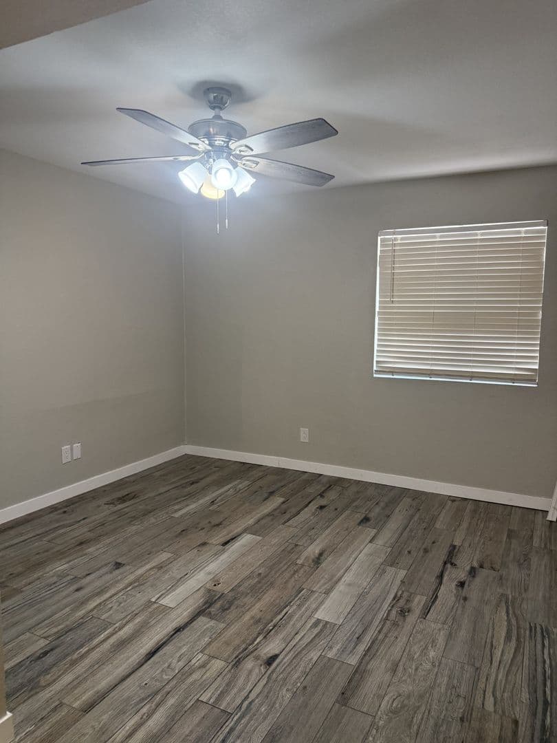 TEMPE Condo: 1215 E LEMON ST #105