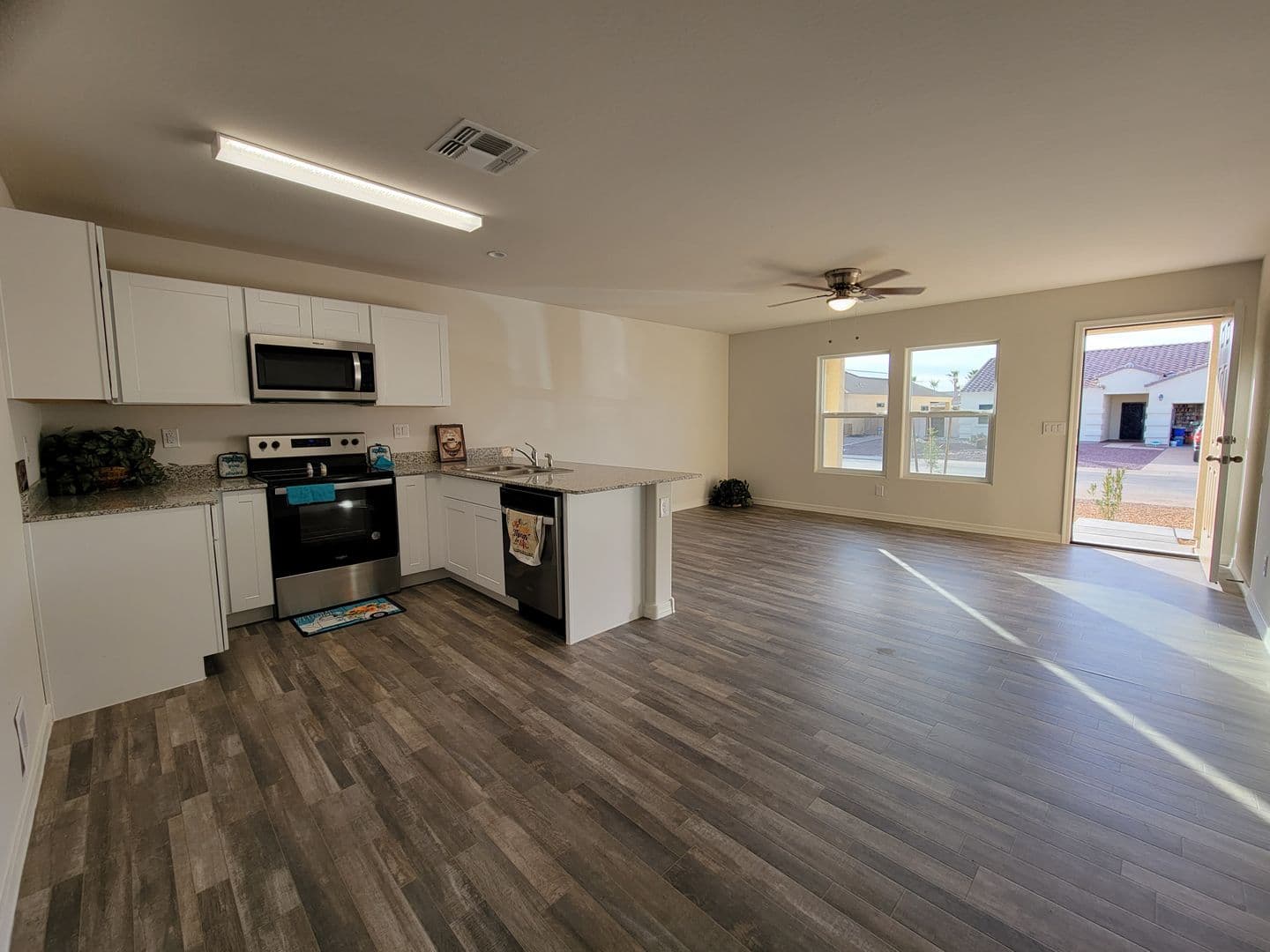 ARIZONA CITY House: 15545 S CHERRY HILLS DR