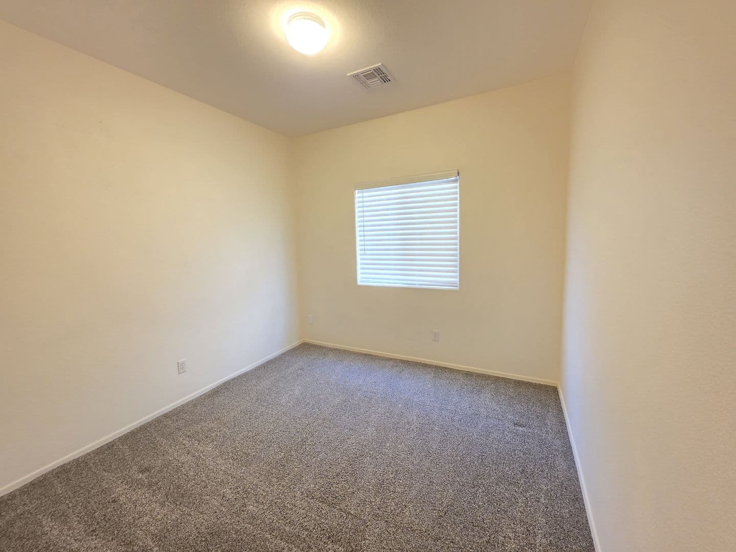MARICOPA House: 44026 W GRANITE DR