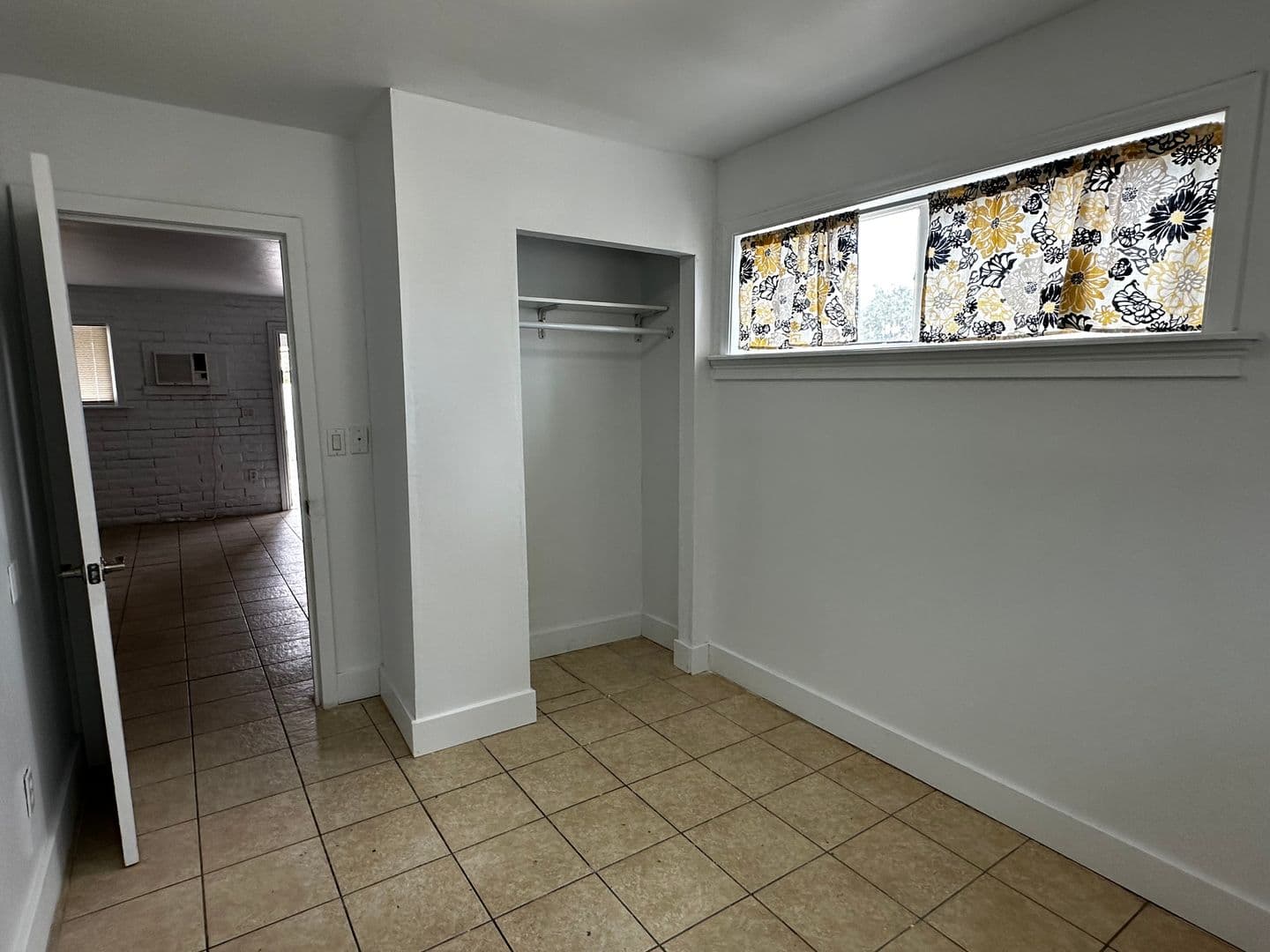 EL MIRAGE Apartment: 13913 N PALM ST #11