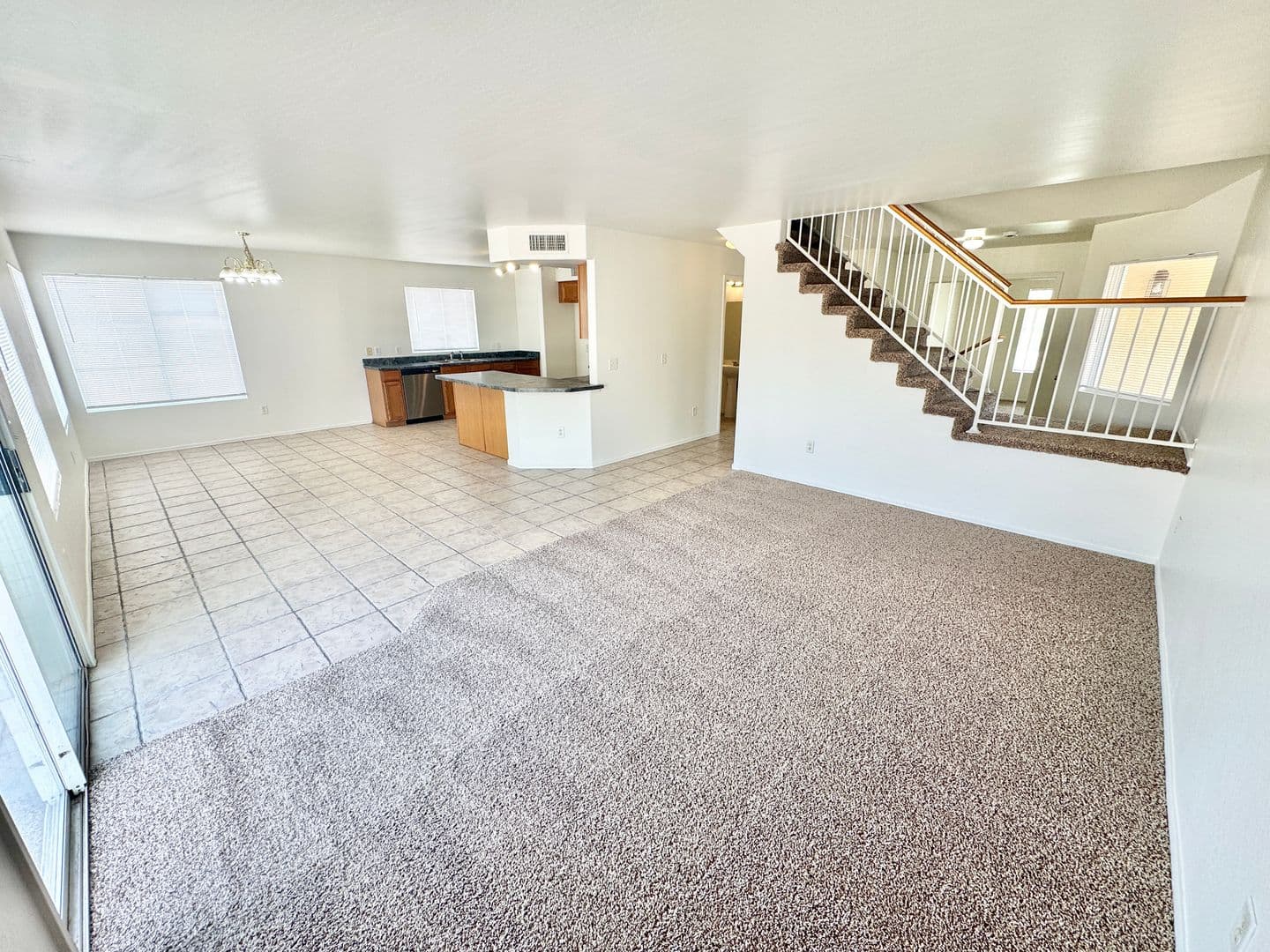 AVONDALE House: 12214 W APACHE ST