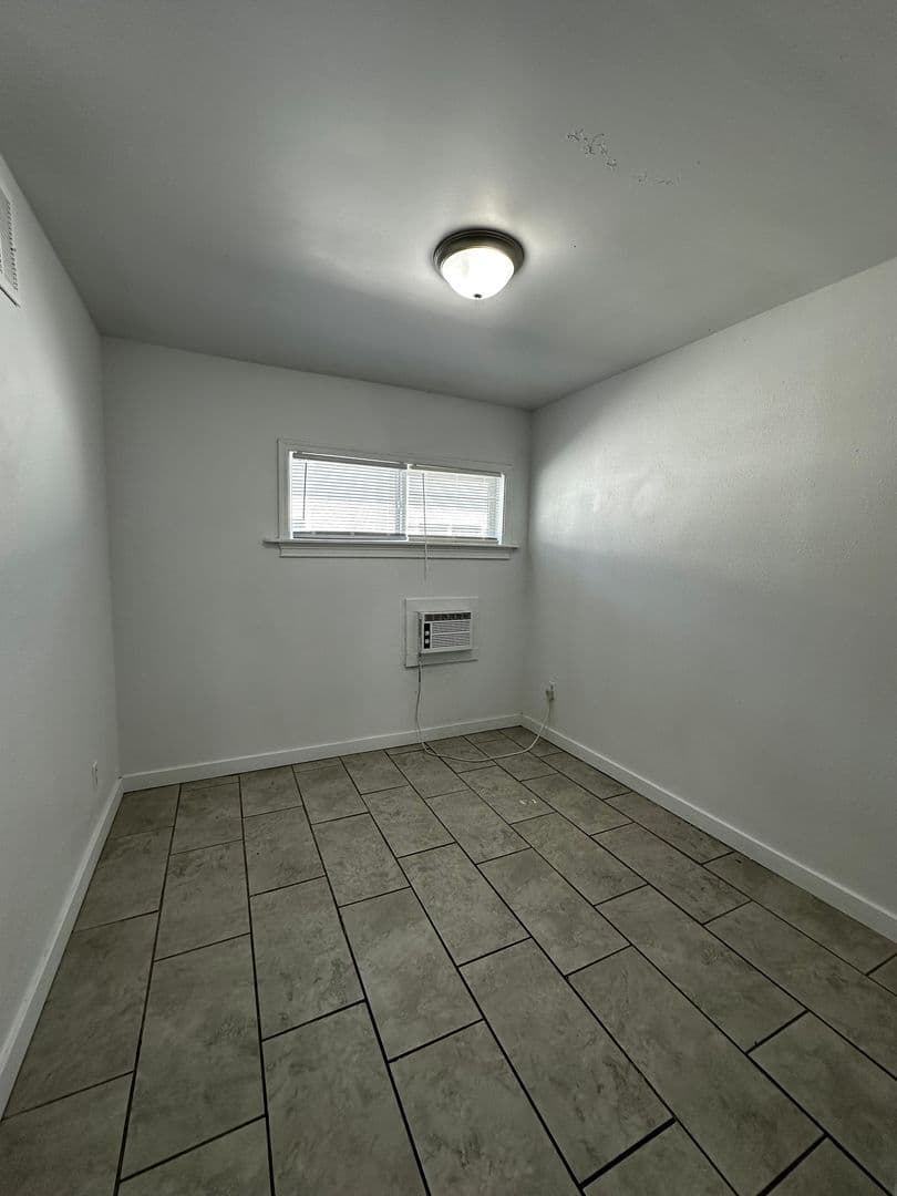 EL MIRAGE Apartment: 13913 N PALM ST #14