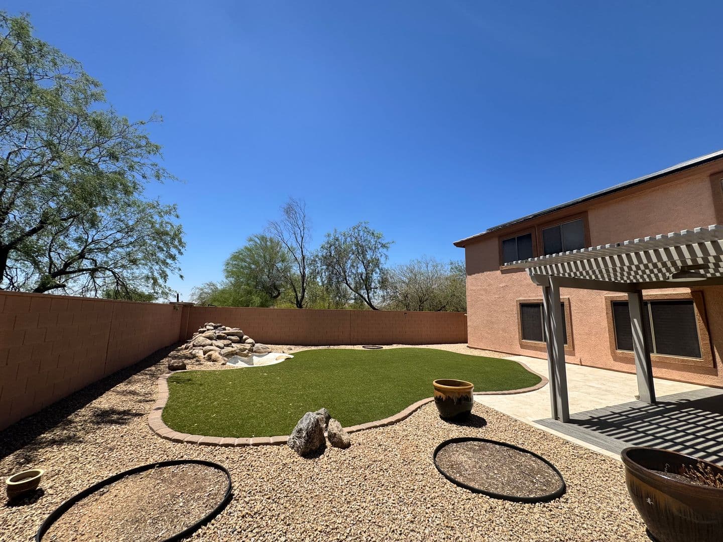 PHOENIX House: 2425 W FLORENTINE RD