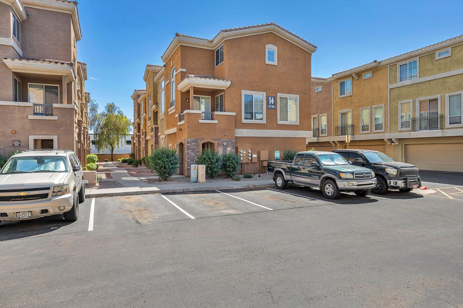 PHOENIX House: 18250 N CAVE CREEK RD #180