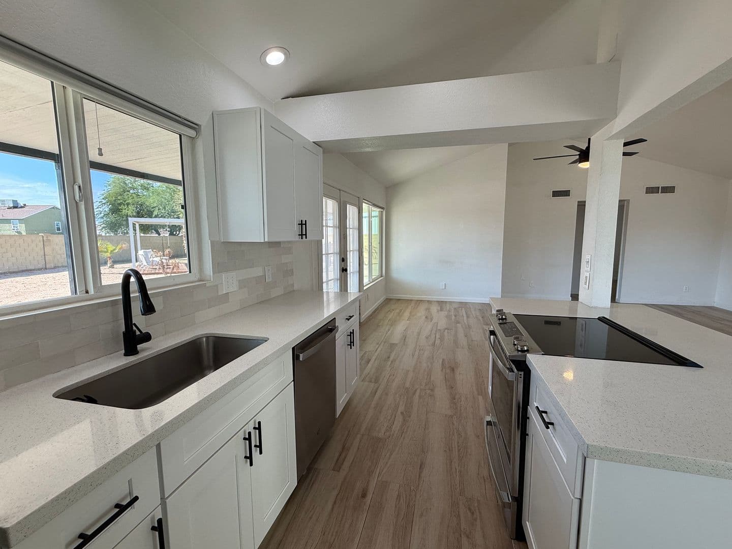GLENDALE House: 4528 W KRISTAL WAY