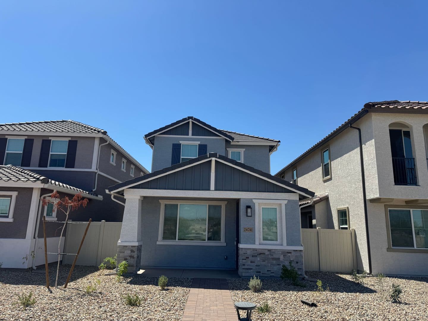 SURPRISE House: 24741 N 164TH DR