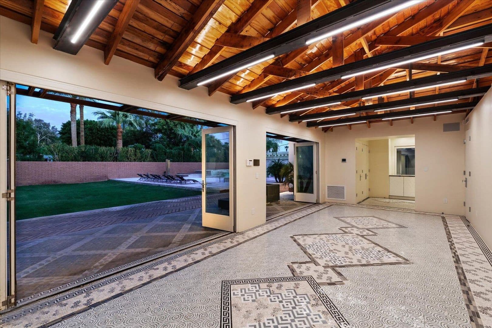 PHOENIX House: 341 E MONTE VISTA RD