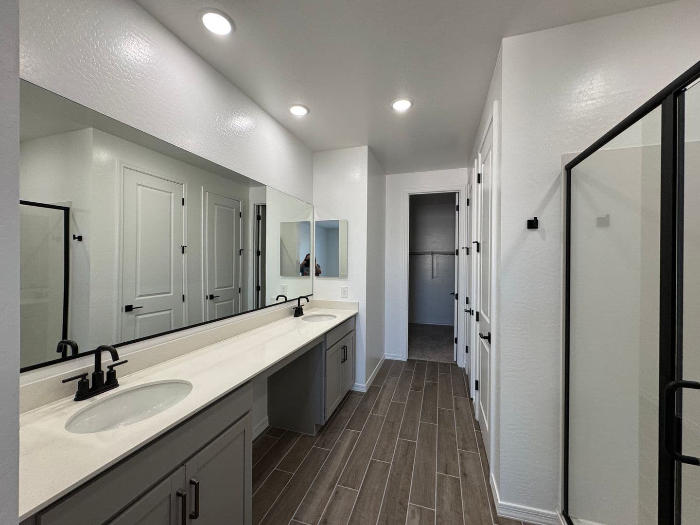 PEORIA House: 7606 W SMOKETREE DR