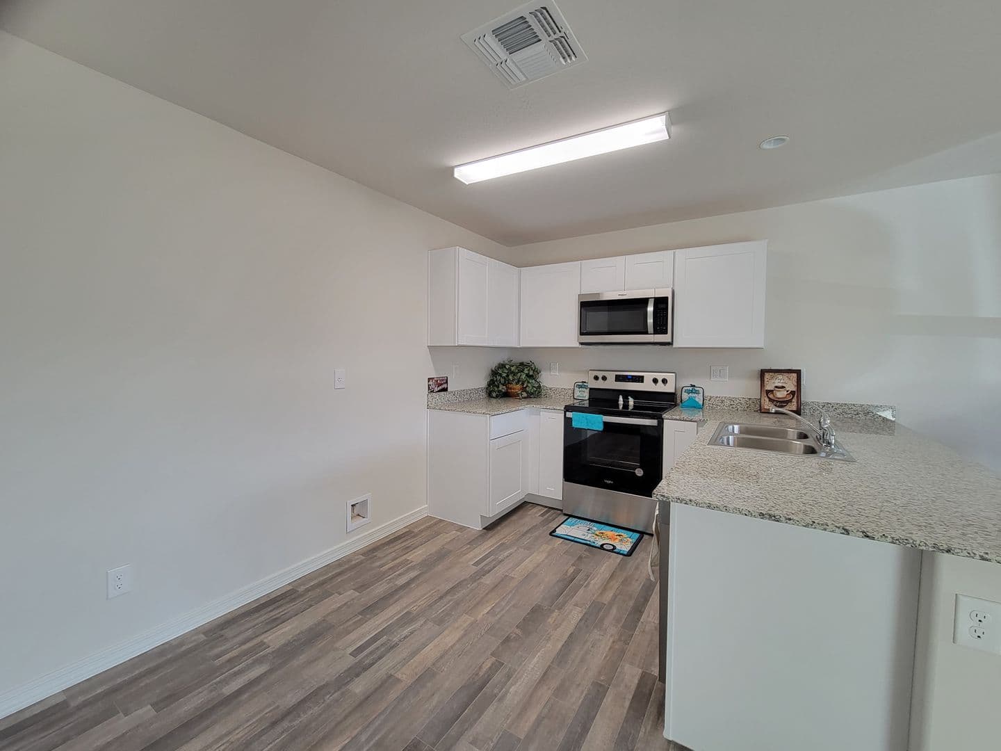 ARIZONA CITY House: 15545 S CHERRY HILLS DR